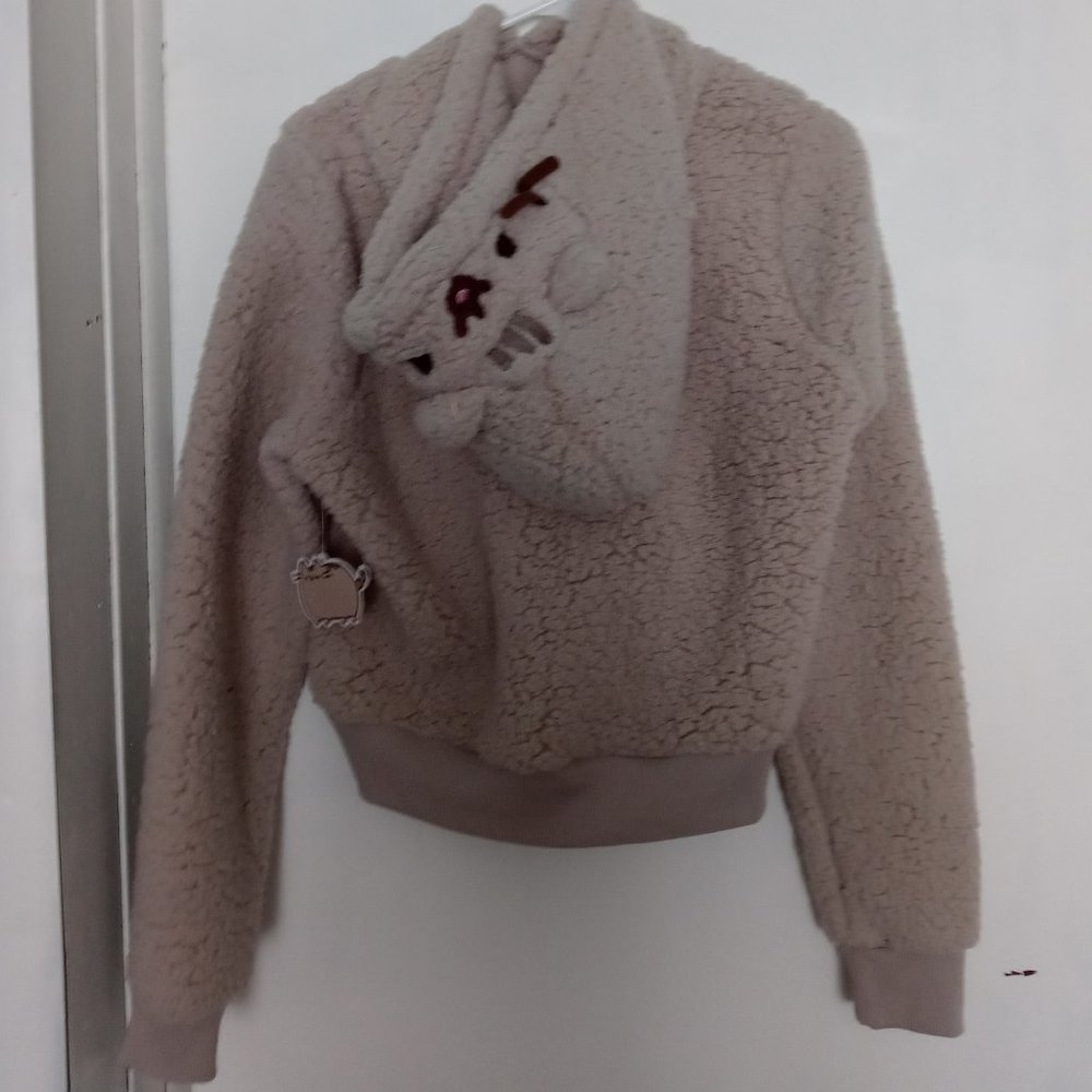 Hot Topic Medium Punsheen Hoodie
